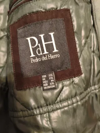 Chaqueta Pedro del Hierro impermeable verde