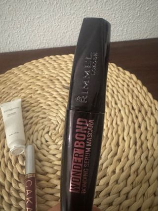 Lotes de labial y máscara de pestañas