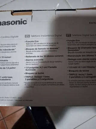 3 Teléfonos Inalámbricos Panasonic KXTGC313 Negros