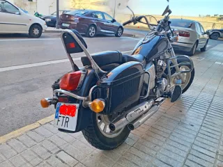 Moto 125 cc bicilíndrica