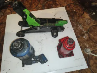 Gatos hidráulicos (3 unidades)