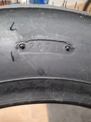 Cubierta Vespa Scooter Negra