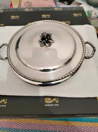 Elegante contenitore vintage in silver