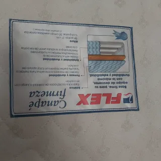 2 canapés de madera forrados