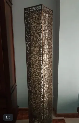 Lámpara de salón de mimbre