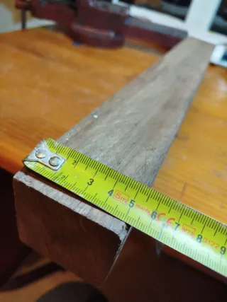 Listón de nogal americano