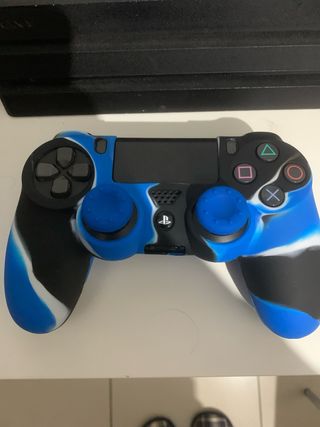 Consola PS4 Pro Negra con Mando Personalizado