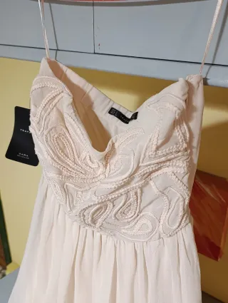 Vestido Zara cuello barca beige