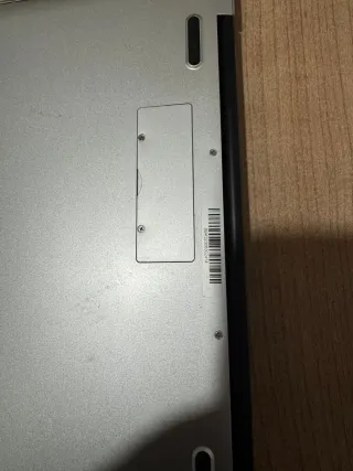 Portátil para piezas