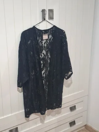Chaqueta de encaje negra talla 46/48