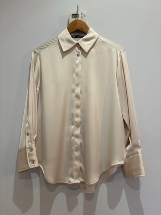 Zara Mujer / blusa fluida raso M / sin estrenar