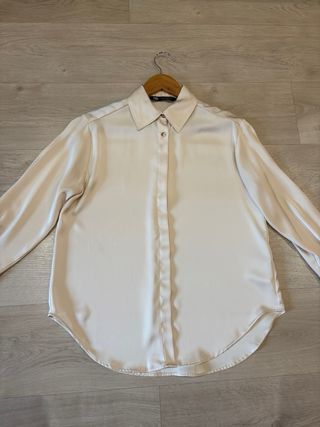 Zara Mujer / blusa fluida raso M / sin estrenar