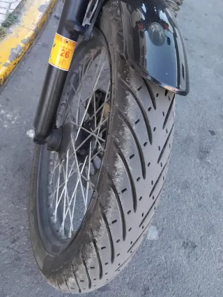 Moto Haojue Naked Marrón y Negra