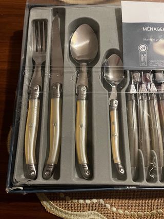 Set 24 Cubiertos Laguiole Marfil