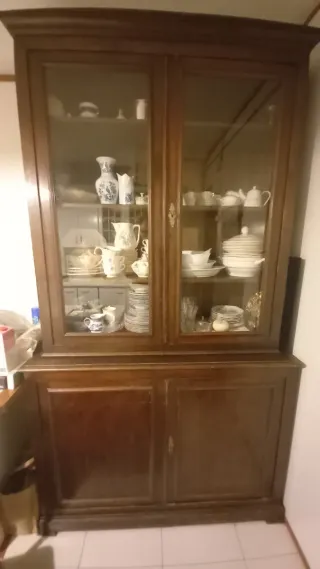 Alacena y armario bajo madera Nogal años 40