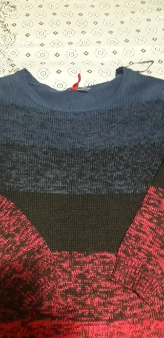 Jersey H&M largo degradado azul, negro y fucsia