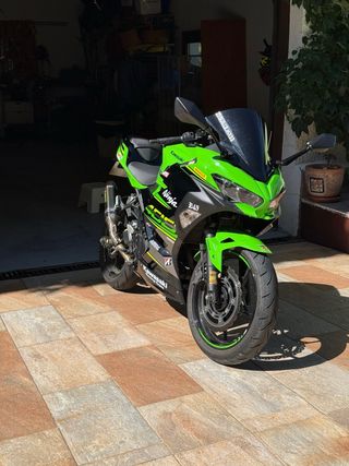 Kawasaki Ninja 400