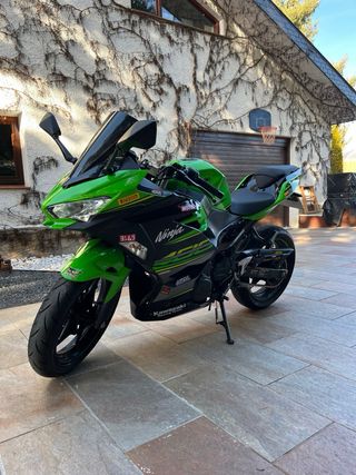 Kawasaki Ninja 400
