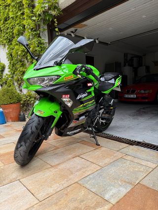 Kawasaki Ninja 400