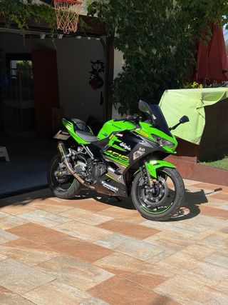 Kawasaki Ninja 400