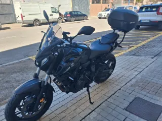 Yamaha MT 07 Pure Negra 12/24