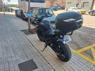 Yamaha MT 07 Pure Negra 12/24