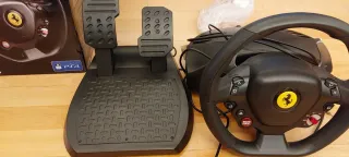 Volante Thrustmaster Ferrari PS4