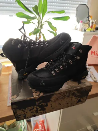 Botas ROA Negras Talla 46 En perfectas condiciones