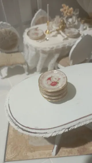 4 Piattini Miniatura Stile Regale 1:12