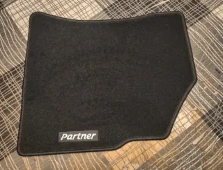 + Peugeot Partner II Alfombrillas a medida