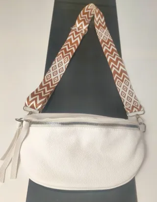 Bolso blanco piel sintética bandolera