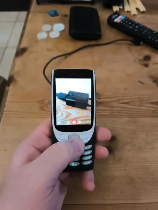 Teléfono Nokia 3310 (2017) con cargador