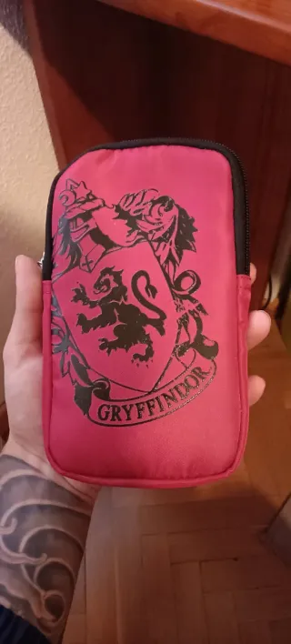 Funda móvil Gryffindor burdeos