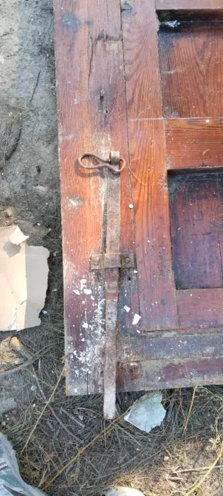 Puerta antigua de madera