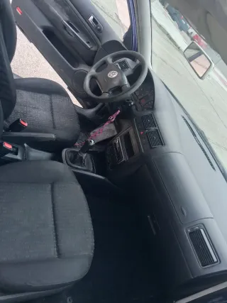 Volkswagen Golf 1.9tdi