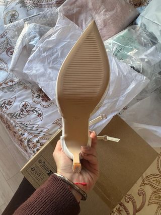 Zapatos tacón plataforma pulsera blancos Son 36 37