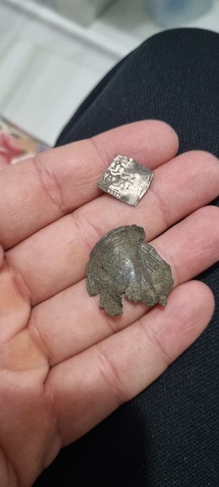 Monedas árabes de plata antiguas