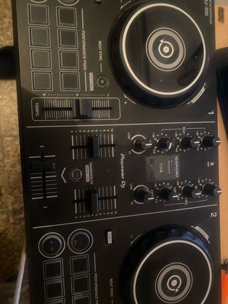 Controlador DJ Pioneer DDJ-200