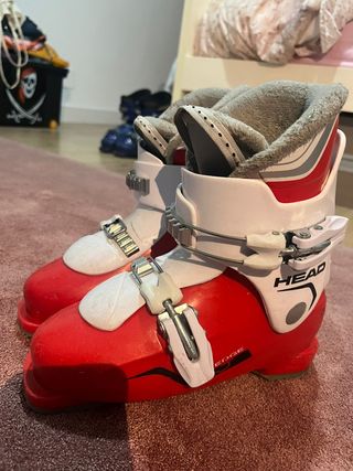 Esquí niño casco botas