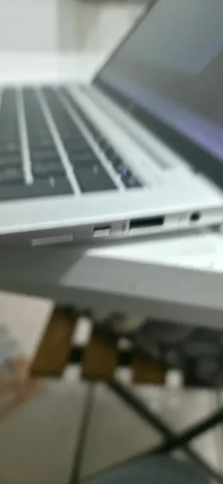 HP EliteBook 845 G9 Portátil