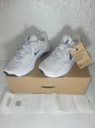 Nike Legend Essential 38.5 Azul/Blanco