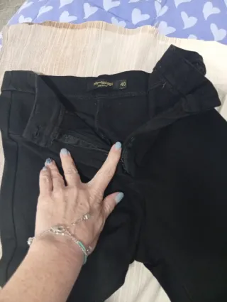 Pantaloni donna neri