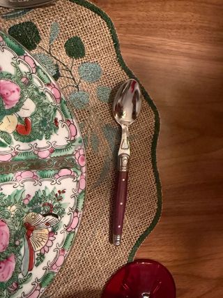 Set 26 Cubiertos Laguiole Production Violeta