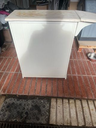 Mueble auxiliar plancha con cestas