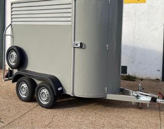 Remolque para caballos