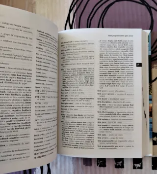 Diccionario inglés-español informática y telecomun