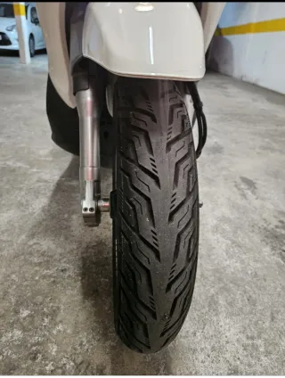 Piaggio Beverly Sport Touring 350 Blanca