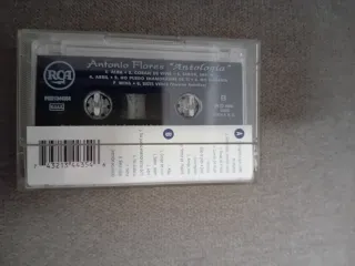 Collezione di musiche su cassetta di Antonio Flores