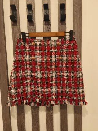 Conjunto Stradivarius. Americana T.S y falda T.40