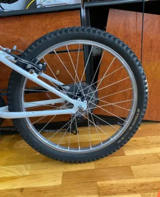 Bicicleta Infantil Rockrider Blanca y Azul